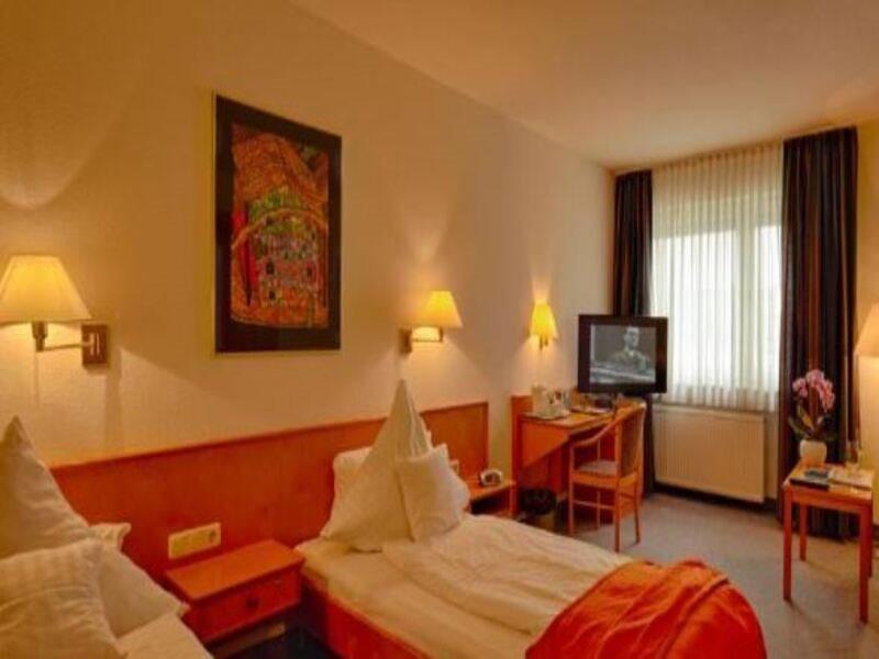 Trip Inn Hotel Zum Riesen Hanau Extérieur photo