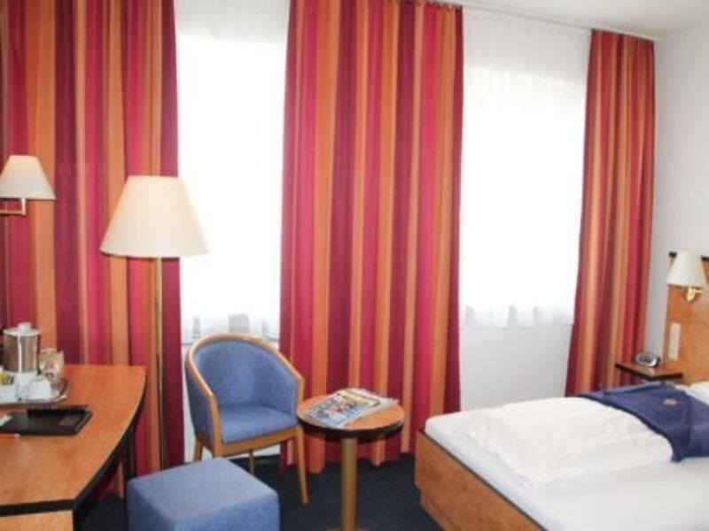 Trip Inn Hotel Zum Riesen Hanau Extérieur photo