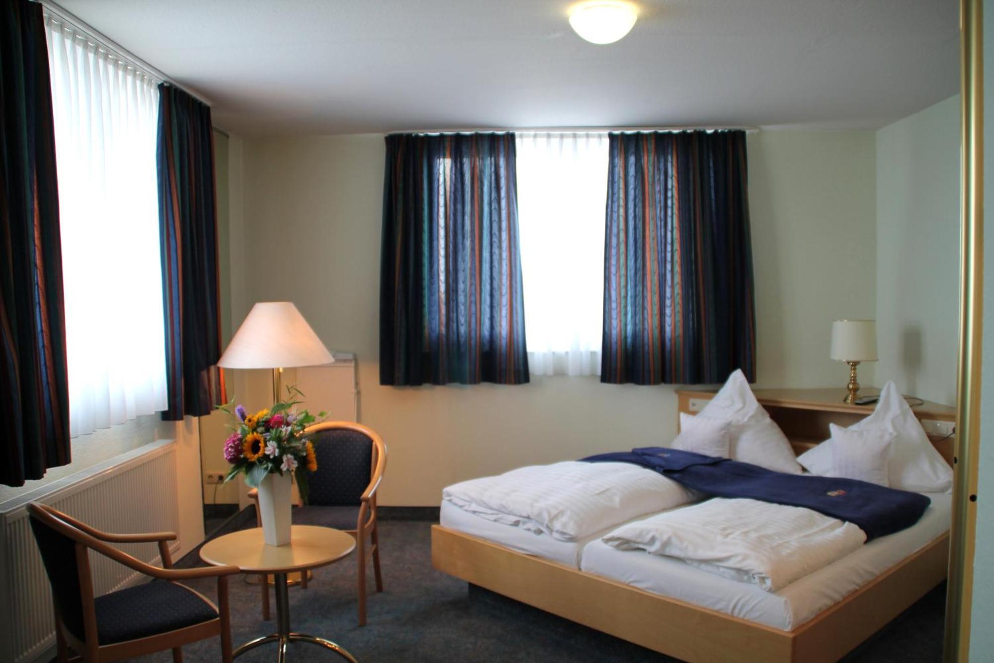 Trip Inn Hotel Zum Riesen Hanau Extérieur photo